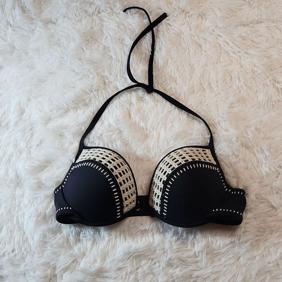 Victoria's Secret Other - Victoria Secret crochet swim top 34D
